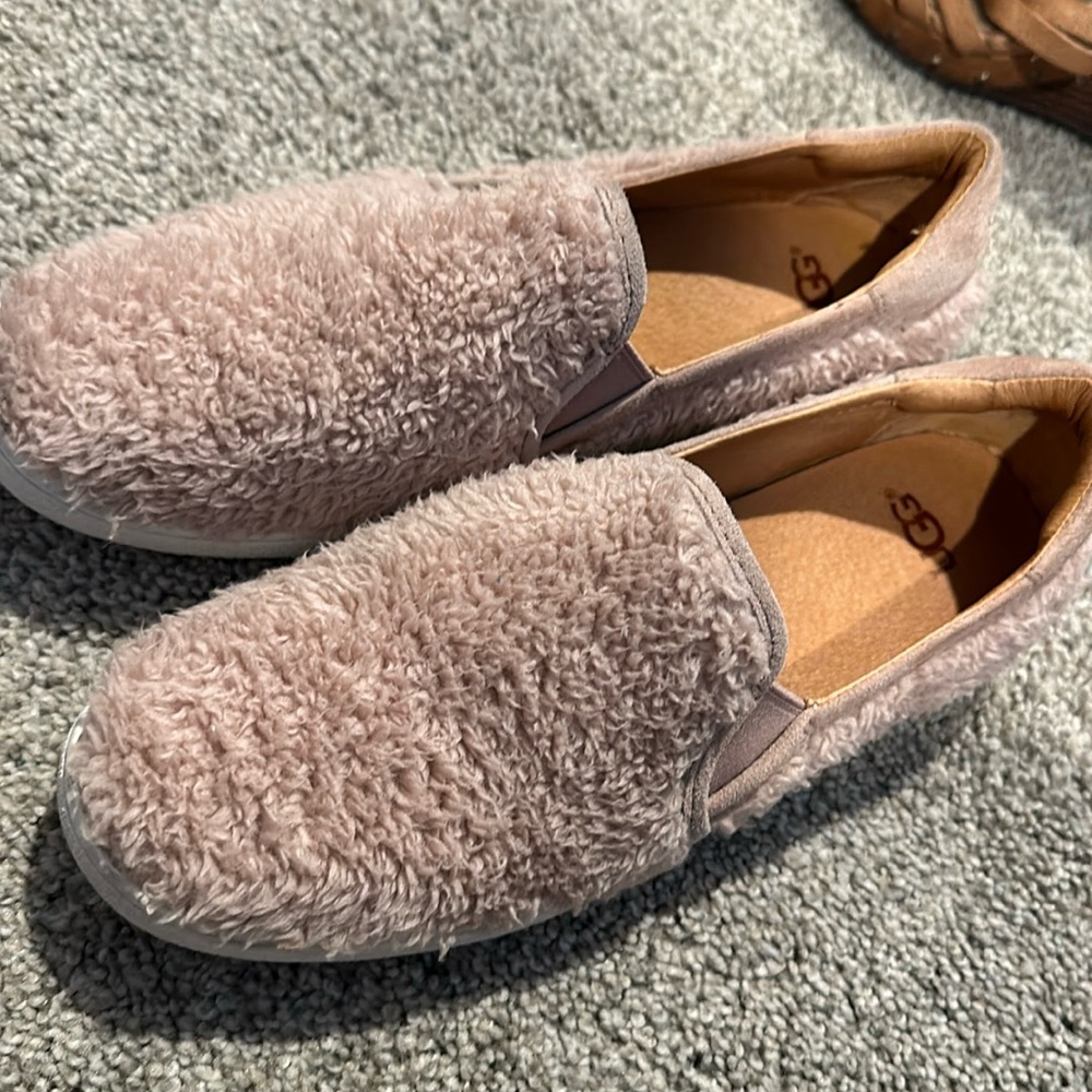 Ugg shoes